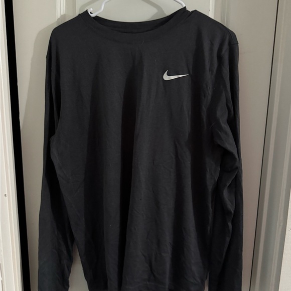 Nike Men's Black Long Sleeve Tee - Picture 1 of 2
